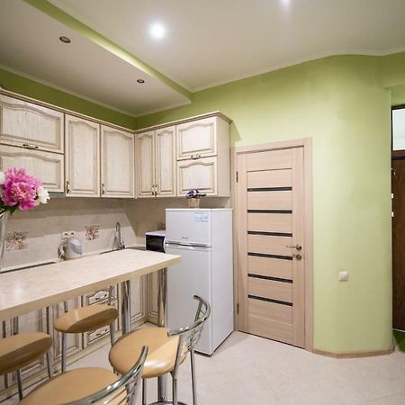 Apartment M&K In The Center ลวีฟ ภายนอก รูปภาพ