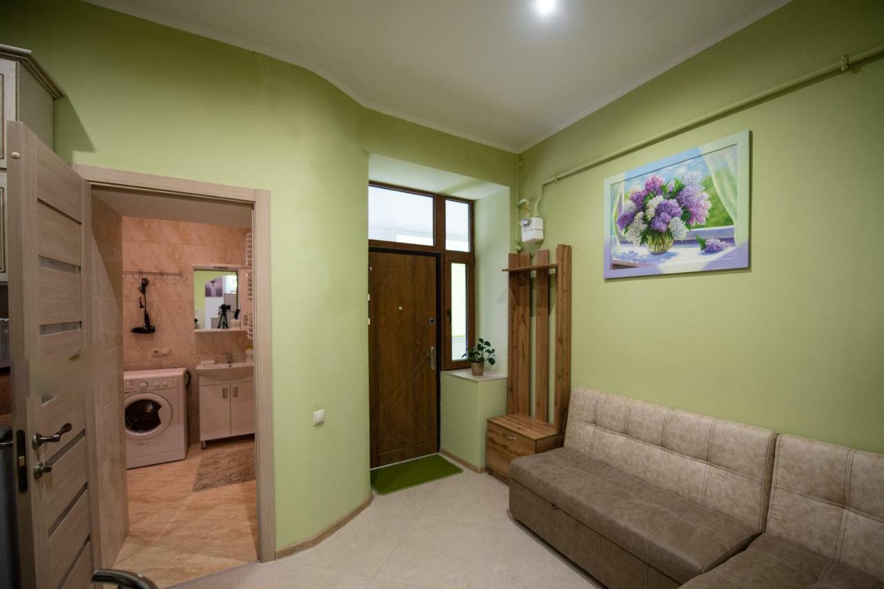 Apartment M&K In The Center ลวีฟ ภายนอก รูปภาพ